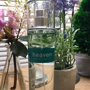 DISCONTINUED body mist💨